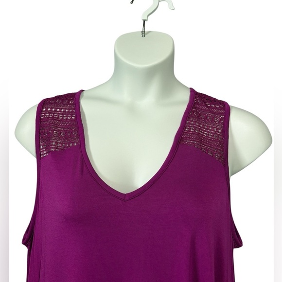 NWOT, Penningtons, Plus Size Sleeveless Top, 2X - Picture 3 of 8